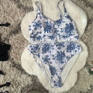 Berlook Blue Floral Bikini Set Size 20 B08